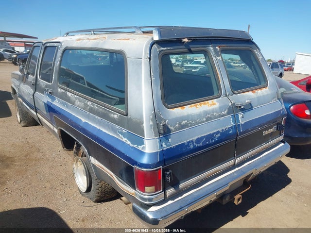 1988 Chevrolet Suburban V10 მანქანა იყიდება აუქციონზე, vin: 1GNEV16K2JF190539, აუქციონის ნომერი: 46261843