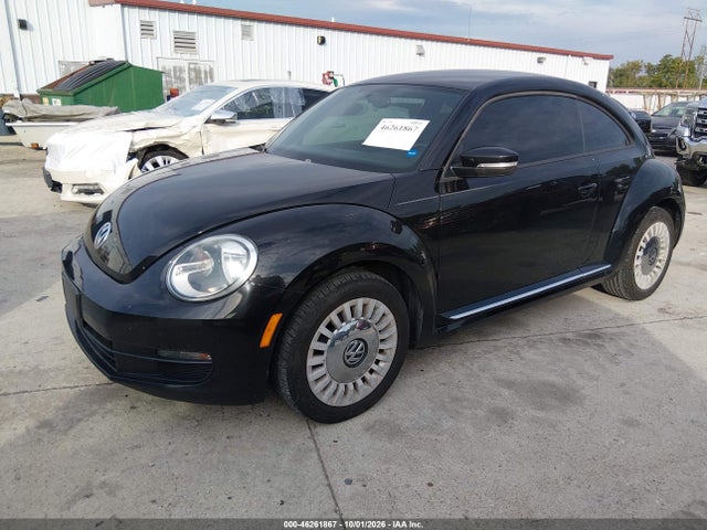46261867 :رقم المزاد ، 3VWH17ATXEM640431 vin ، 2014 Volkswagen Beetle 1.8t مزاد بيع