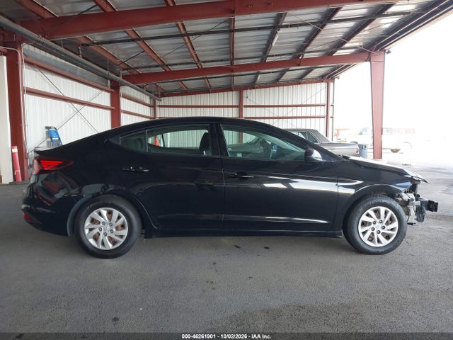 Продажа на аукционе авто 2019 Hyundai Elantra Se, vin: 5NPD74LFXKH435165, номер лота: 46261901