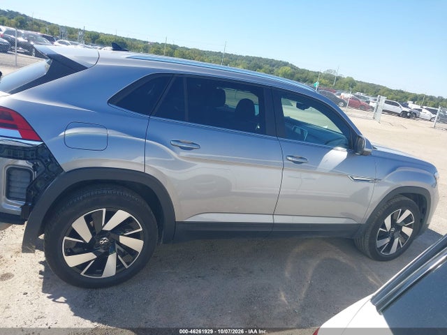 2026 Volkswagen Atlas Cross Sport Se With Technology მანქანა იყიდება აუქციონზე, vin: 1V2HC2CA3TC217814, აუქციონის ნომერი: 46261929