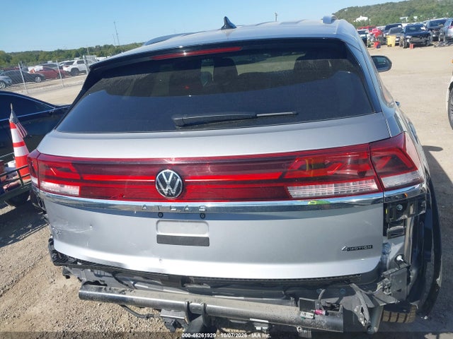 2026 Volkswagen Atlas Cross Sport Se With Technology მანქანა იყიდება აუქციონზე, vin: 1V2HC2CA3TC217814, აუქციონის ნომერი: 46261929