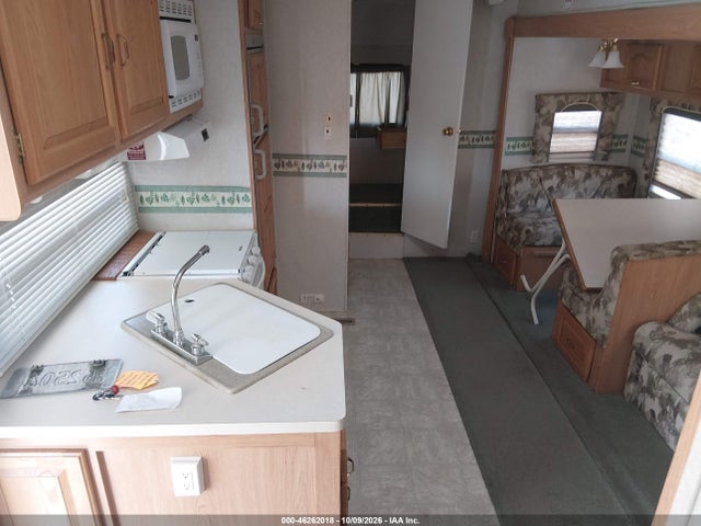 2004 Forest River Rockwood მანქანა იყიდება აუქციონზე, vin: 4X4FRLD274D801286, აუქციონის ნომერი: 46262018