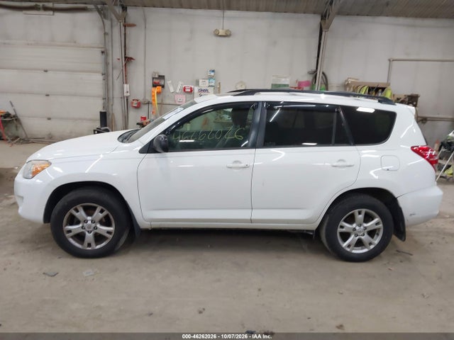 2011 Toyota Rav4 მანქანა იყიდება აუქციონზე, vin: 2T3BF4DV1BW163680, აუქციონის ნომერი: 46262026