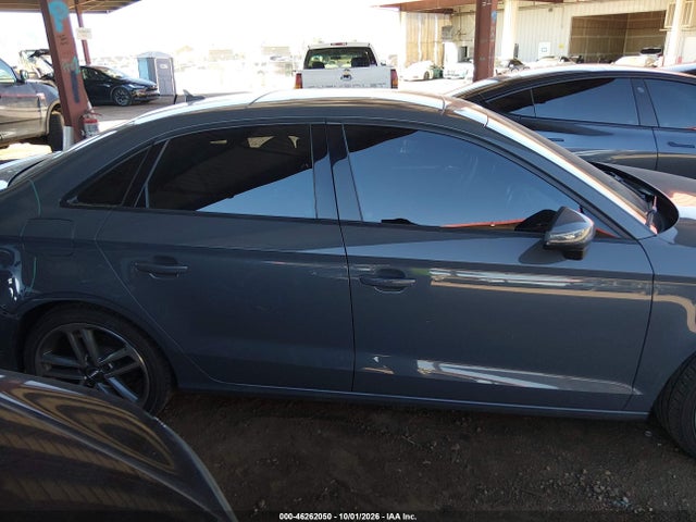 46262050 :رقم المزاد ، WAUAUGFF5H1054295 vin ، 2017 Audi A3 2.0t Premium مزاد بيع