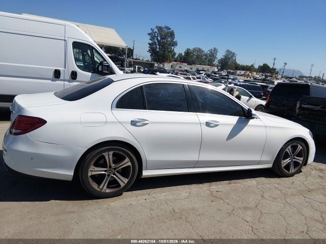 2018 Mercedes-benz E 300 მანქანა იყიდება აუქციონზე, vin: WDDZF4JB8JA390649, აუქციონის ნომერი: 46262104