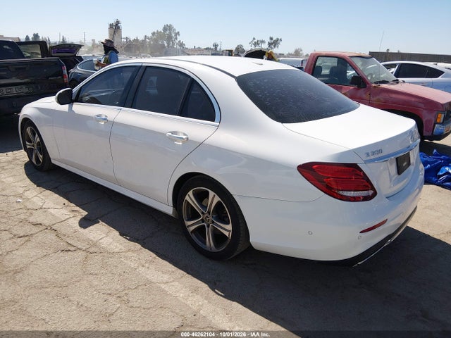 2018 Mercedes-benz E 300 მანქანა იყიდება აუქციონზე, vin: WDDZF4JB8JA390649, აუქციონის ნომერი: 46262104