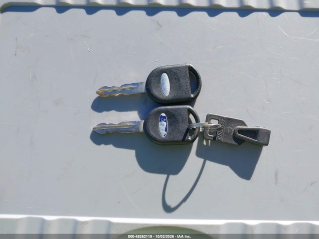 Продажа на аукционе авто 2000 Ford Taurus Lx, vin: 1FAFP5221YG171821, номер лота: 46262119