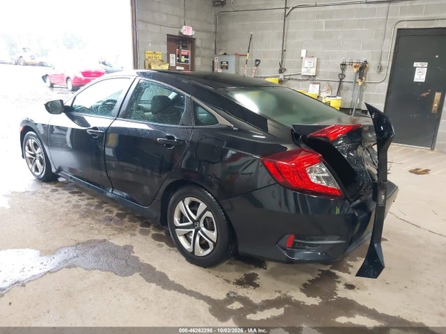Продажа на аукционе авто 2018 Honda Civic Lx, vin: 19XFC2F55JE200686, номер лота: 46262298