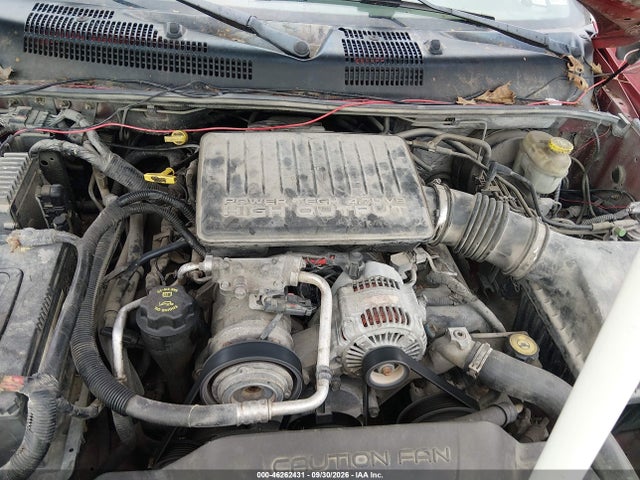 46262431 :رقم المزاد ، 1J8GW68J94C334490 vin ، 2004 Jeep Grand Cherokee Overland مزاد بيع