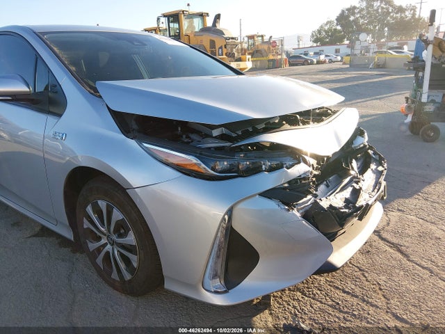 JTDKAMFP0M3188783 Toyota Prius Prime Le