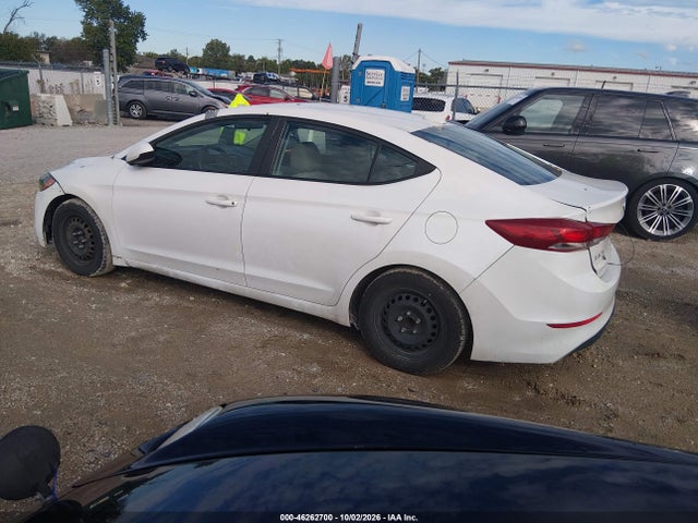 Продажа на аукционе авто 2017 Hyundai Elantra Se, vin: 5NPD74LF7HH198823, номер лота: 46262700