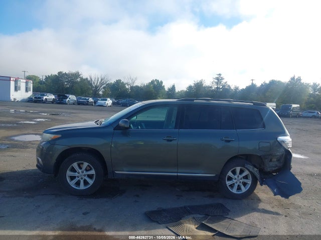 46262731 :رقم المزاد ، 5TDBK3EH0CS173716 vin ، 2012 Toyota Highlander Se V6 مزاد بيع