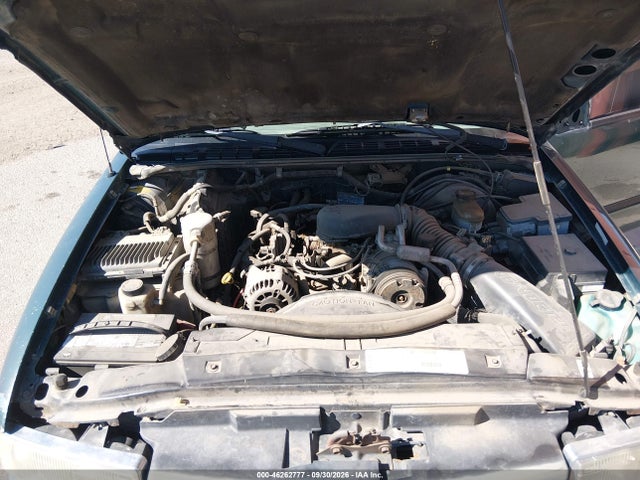 46262777 :رقم المزاد ، 1GCDT19W6W8193223 vin ، 1998 Chevrolet S-10 Ls مزاد بيع