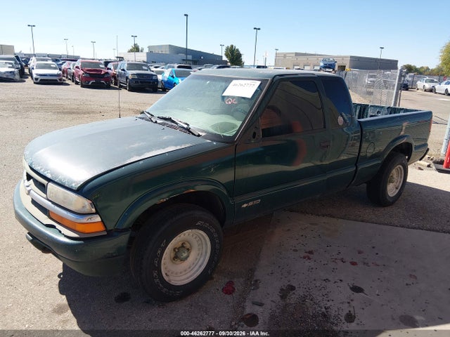 46262777 :رقم المزاد ، 1GCDT19W6W8193223 vin ، 1998 Chevrolet S-10 Ls مزاد بيع