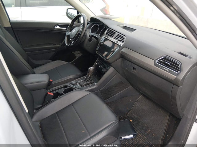 Продаж на аукціоні авто 2018 Volkswagen Tiguan 2.0t Se/2.0t Sel, vin: 3VV2B7AX7JM196350, номер лоту: 46262778