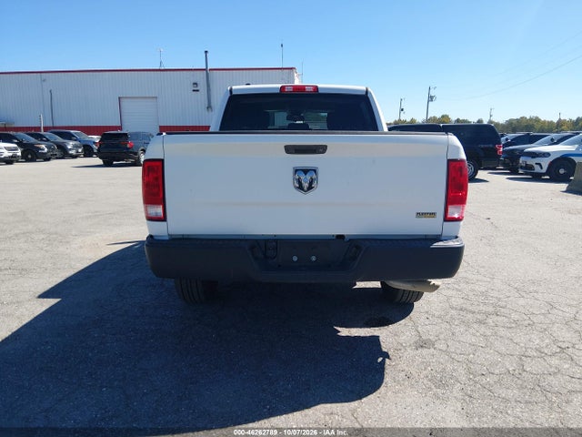 46262789 :رقم المزاد ، 1C6RR6KG5GS355066 vin ، 2016 Ram 1500 Tradesman مزاد بيع