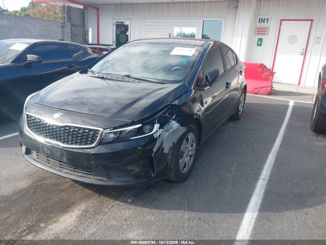 KIA FORTE LX 2018 3KPFL4A73JE235943 Image 2