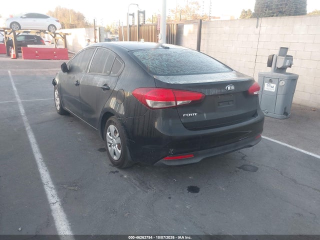 KIA FORTE LX 2018 3KPFL4A73JE235943 Image 3