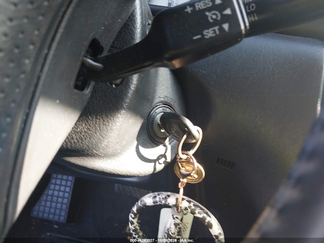 Продаж на аукціоні авто 2005 Toyota Corolla S, vin: 2T1BR32E85C440327, номер лоту: 46262827