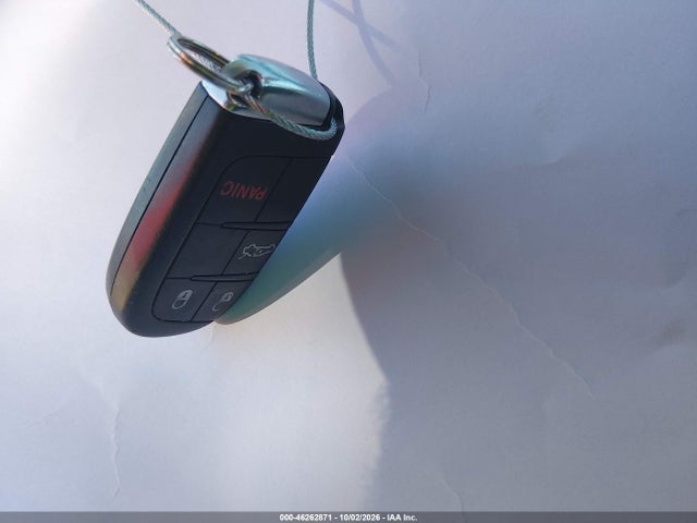 Chrysler 200 Limited 2015 1C3CCCAB7FN750405 Image 11