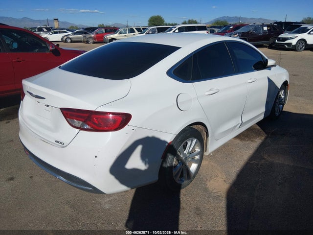 Chrysler 200 Limited 2015 1C3CCCAB7FN750405 Image 4
