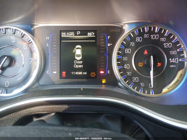 Chrysler 200 Limited 2015 1C3CCCAB7FN750405 Image 7