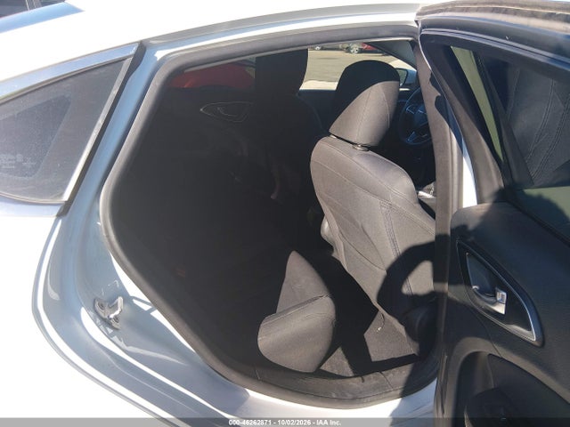 Chrysler 200 Limited 2015 1C3CCCAB7FN750405 Image 8