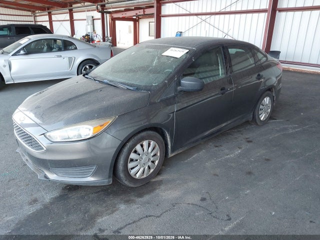 Ford FOCUS S 2018 1FADP3E24JL205464 Image 2