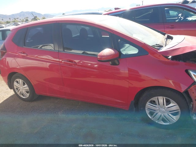 Honda FIT LX 2019 3HGGK5H49KM726910 Image 14