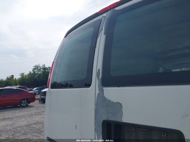 46263208 :رقم المزاد ، 1GCFG15X031131770 vin ، 2003 Chevrolet Express مزاد بيع