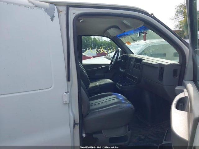 46263208 :رقم المزاد ، 1GCFG15X031131770 vin ، 2003 Chevrolet Express مزاد بيع