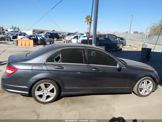 46263374 :رقم المزاد ، WDDGF5EB7BA503998 vin ، 2011 Mercedes-benz C 300 Luxury/sport مزاد بيع