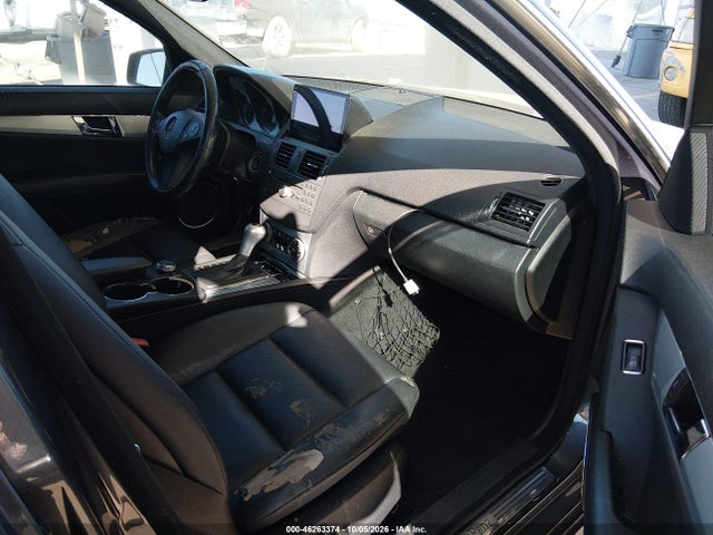 46263374 :رقم المزاد ، WDDGF5EB7BA503998 vin ، 2011 Mercedes-benz C 300 Luxury/sport مزاد بيع