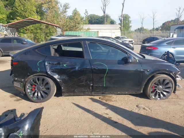 46263380 :رقم المزاد ، 7SAYGDEF7SF310561 vin ، 2025 Tesla Model Y Performance Dual Motor All-wheel Drive مزاد بيع