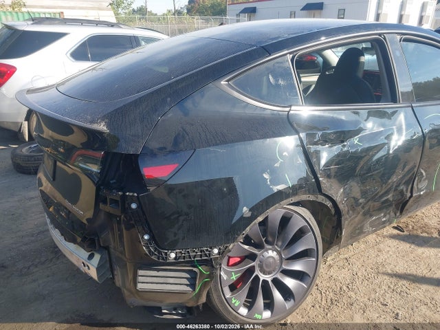 46263380 :رقم المزاد ، 7SAYGDEF7SF310561 vin ، 2025 Tesla Model Y Performance Dual Motor All-wheel Drive مزاد بيع