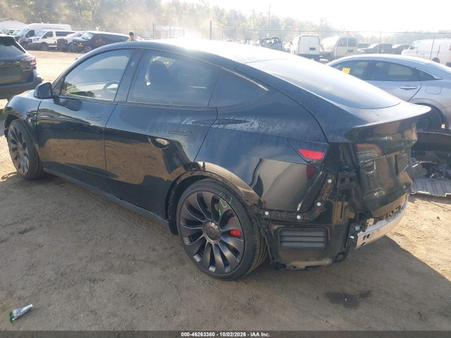 46263380 :رقم المزاد ، 7SAYGDEF7SF310561 vin ، 2025 Tesla Model Y Performance Dual Motor All-wheel Drive مزاد بيع