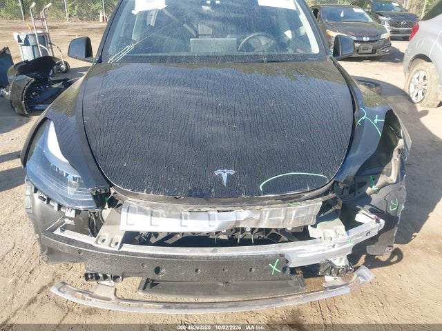46263380 :رقم المزاد ، 7SAYGDEF7SF310561 vin ، 2025 Tesla Model Y Performance Dual Motor All-wheel Drive مزاد بيع