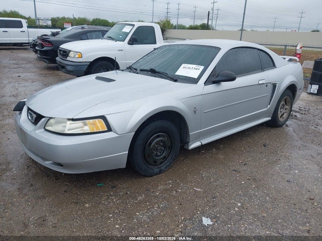 2001 Ford Mustang მანქანა იყიდება აუქციონზე, vin: 1FAFP40401F160786, აუქციონის ნომერი: 46263389