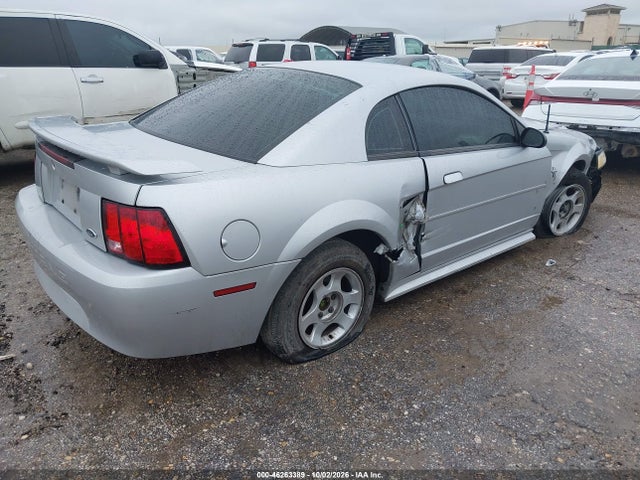 2001 Ford Mustang მანქანა იყიდება აუქციონზე, vin: 1FAFP40401F160786, აუქციონის ნომერი: 46263389