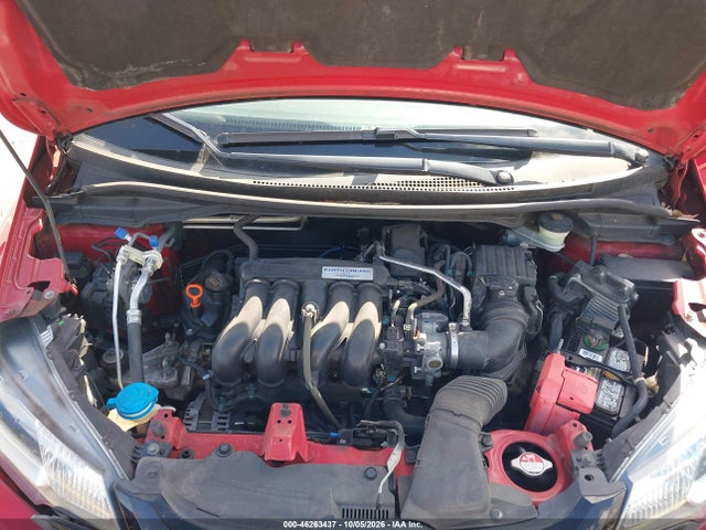 Продажа на аукционе авто 2015 Honda Fit Lx, vin: 3HGGK5H5XFM733962, номер лота: 46263437