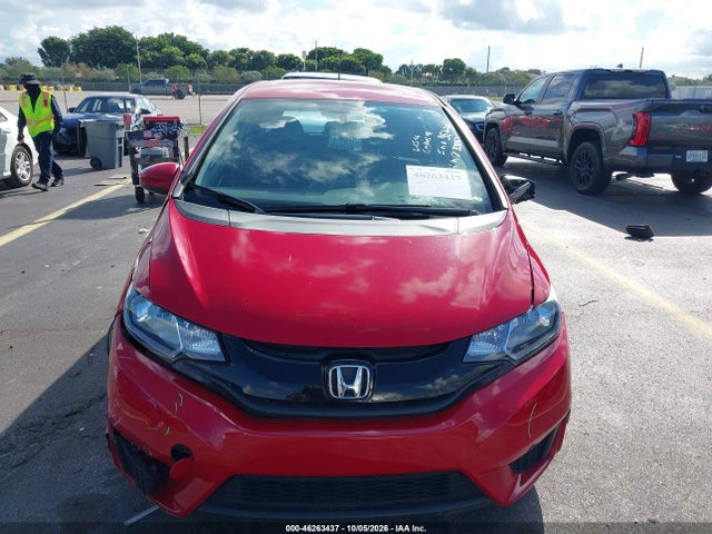 Продажа на аукционе авто 2015 Honda Fit Lx, vin: 3HGGK5H5XFM733962, номер лота: 46263437