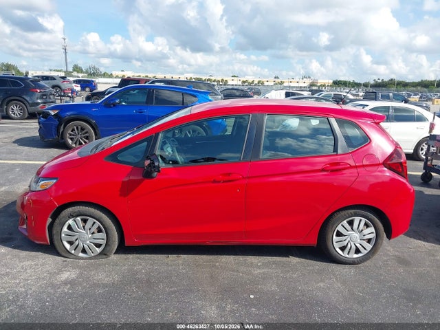 Продажа на аукционе авто 2015 Honda Fit Lx, vin: 3HGGK5H5XFM733962, номер лота: 46263437