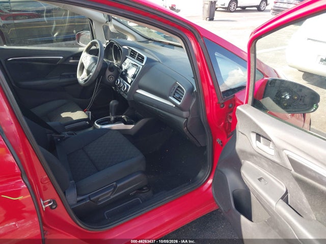 Продажа на аукционе авто 2015 Honda Fit Lx, vin: 3HGGK5H5XFM733962, номер лота: 46263437
