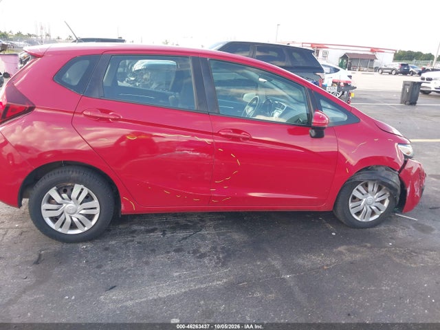 Продажа на аукционе авто 2015 Honda Fit Lx, vin: 3HGGK5H5XFM733962, номер лота: 46263437