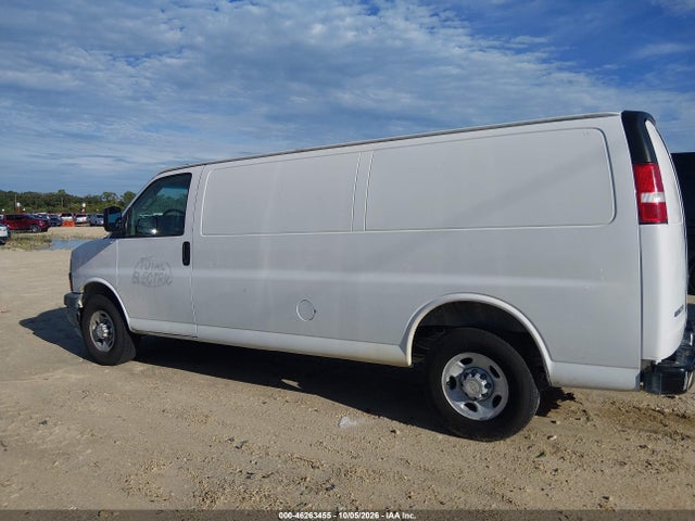 2021 Chevrolet Express Cargo Rwd 2500 Extended Wheelbase Wt მანქანა იყიდება აუქციონზე, vin: 1GCWGBF74M1145015, აუქციონის ნომერი: 46263455
