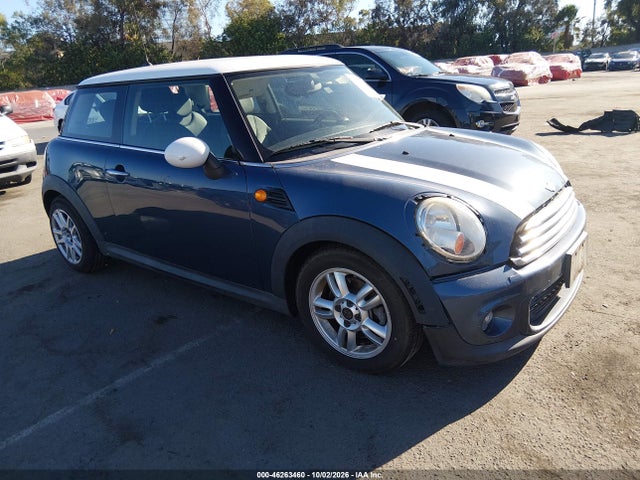 46263460 :رقم المزاد ، WMWSU3C52BT252367 vin ، 2011 Mini Cooper مزاد بيع