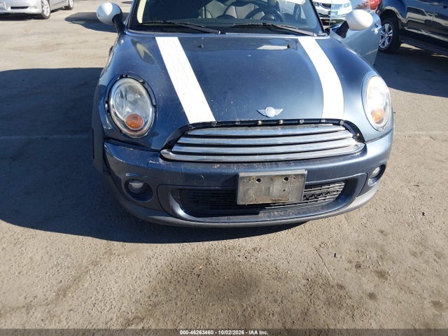 46263460 :رقم المزاد ، WMWSU3C52BT252367 vin ، 2011 Mini Cooper مزاد بيع