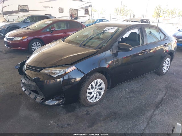 5YFBURHEXJP846953 Toyota COROLLA LE