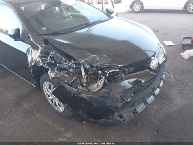 5YFBURHEXJP846953 Toyota COROLLA LE