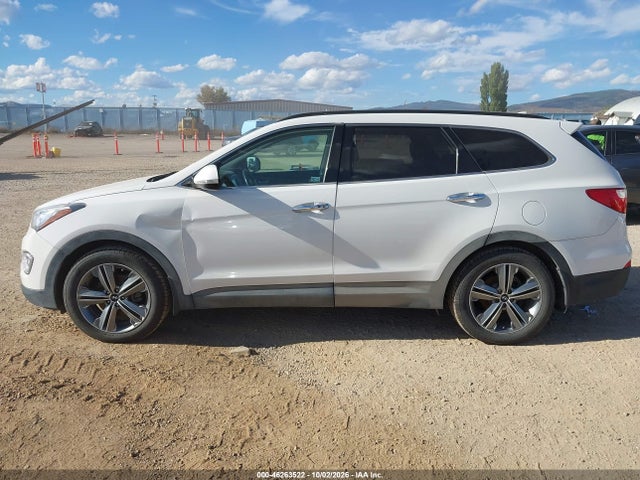 KM8SRDHF1GU145688 Hyundai Santa Fe Se